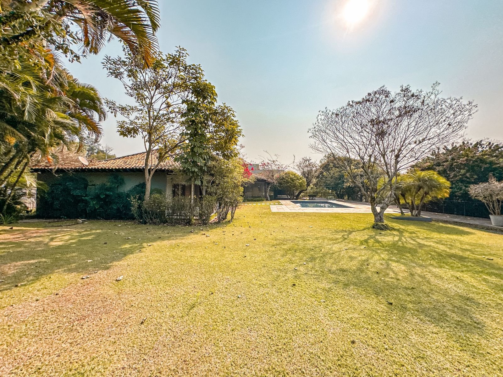 Casa de campo no Residencial Alphaville 1